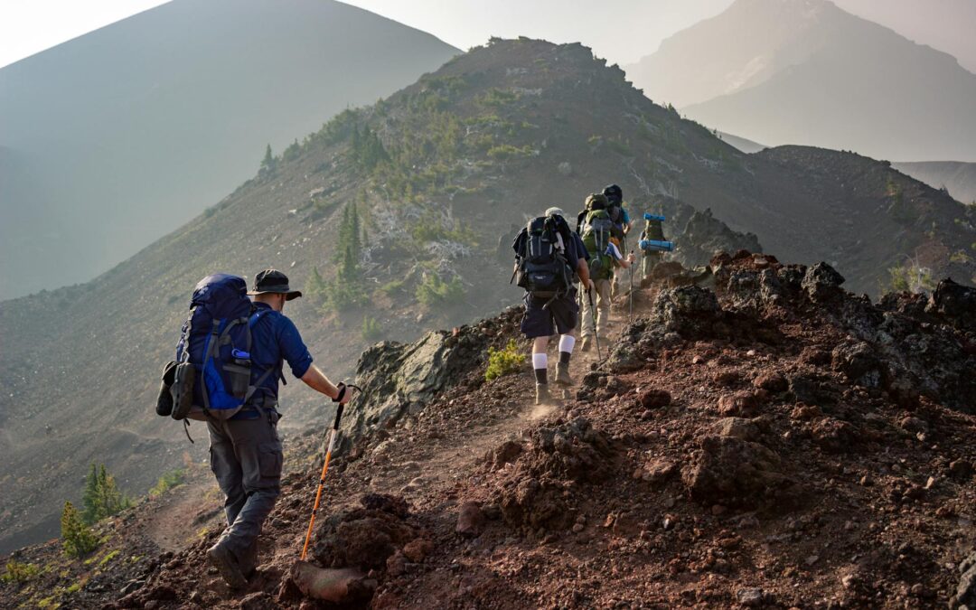 Trekking Etiquette: Dos and Don’ts for Responsible Hiking